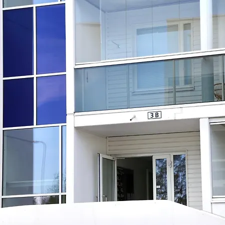 Snowy Hill B 아파트 로바니에미